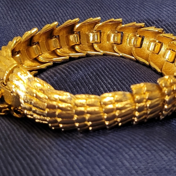 Vintage Monet Gold Tone Bracelet